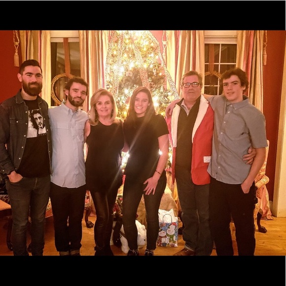 Meet your Posher, Kathy - Picture 2 of 3